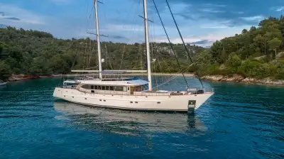 Yacht di Lusso NAVILUX